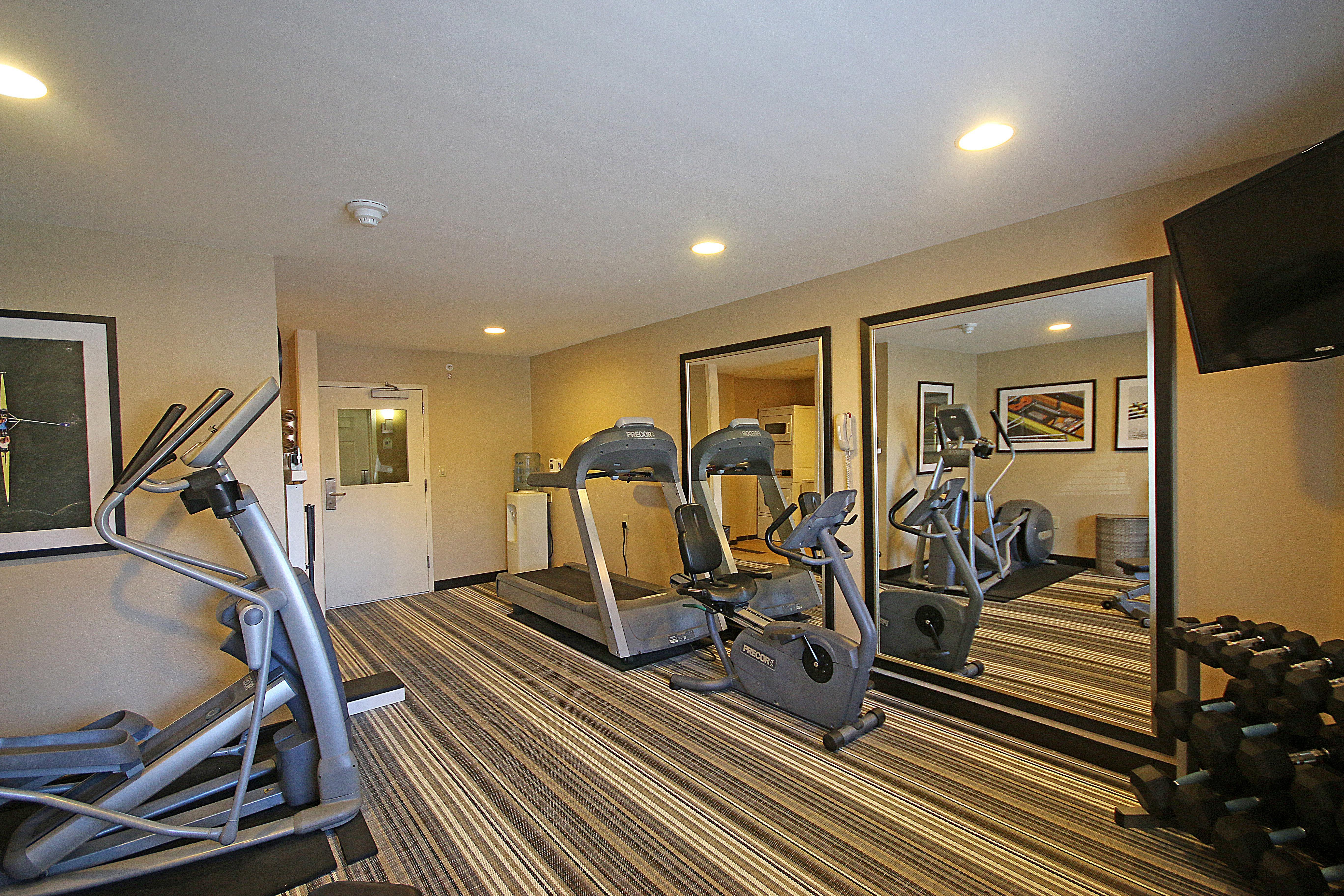 Hotel Candlewood Newport News-yorktown By Ihg 2*
