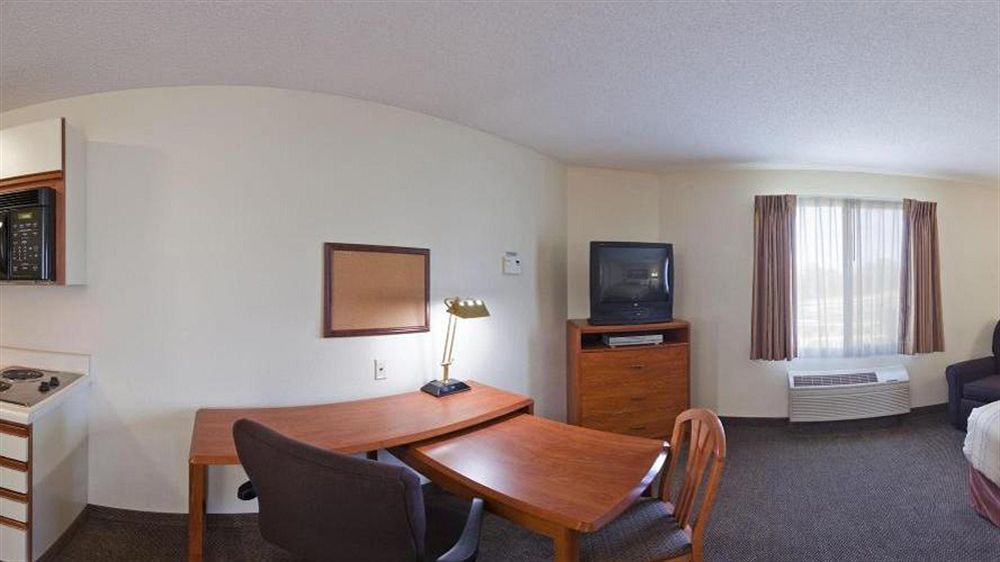 Candlewood Newport News-yorktown By Ihg Hotel