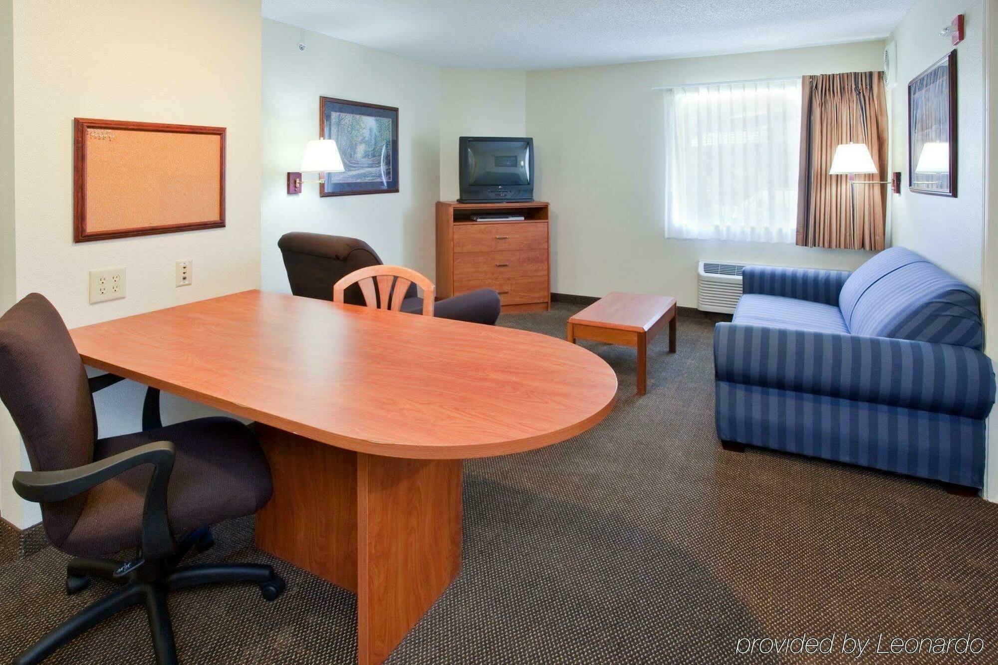 Candlewood Newport News-yorktown By Ihg Hotel