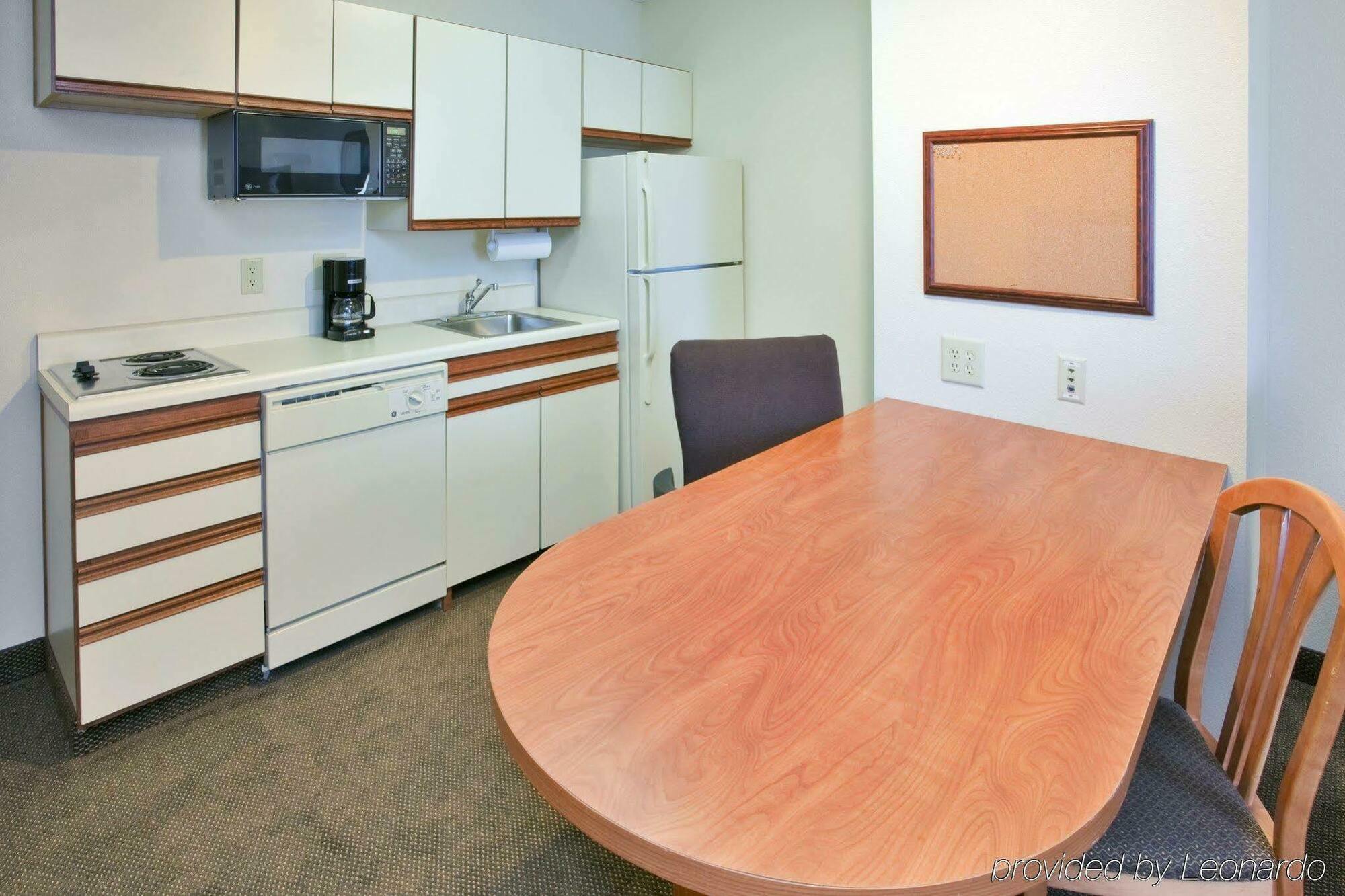 Hotel Candlewood Newport News-yorktown By Ihg